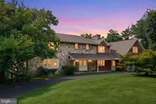 176 Tuscarora Dr, York, PA 17403 - Photo 1