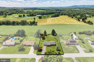 2426 Myers Rd, Spring Grove, PA 17362 - Photo 3