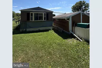 427 Waldorf Drive, York, PA 17404 - Photo 1
