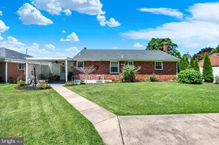 111 N 6th St, Mount Wolf, PA 17347 - Photo 21