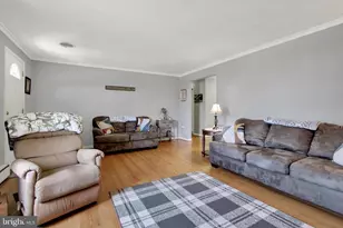 111 N 6th St, Mount Wolf, PA 17347 - Photo 5