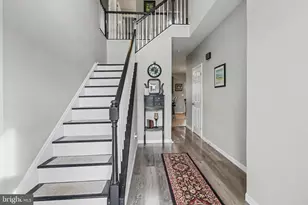 1215 Aylesbury Ln, York, PA 17404 - Photo 3