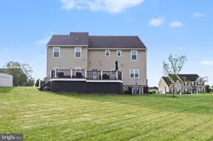 1215 Aylesbury Ln, York, PA 17404 - Photo 37