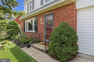 1952 Bannister St, York, PA 17404 - Photo 5