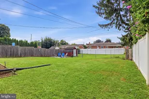 1952 Bannister St, York, PA 17404 - Photo 27