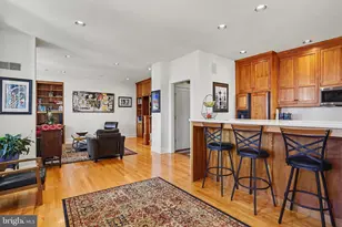 18 S George St, York, PA 17401 - Photo 5