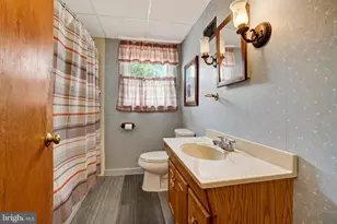 1909 Roosevelt Ave, York, PA 17408 - Photo 9