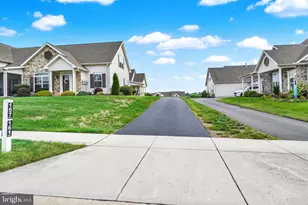 161 Mineral Dr, York, PA 17408 - Photo 27