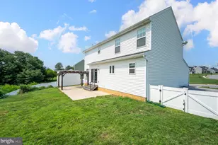 252 Valley View Cir, York, PA 17408 - Photo 3