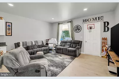 46 S York Street, Etters, PA 17319 - Photo 3
