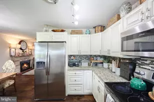 7049 Lincoln Hwy, Thomasville, PA 17364 - Photo 3