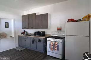 223 S Penn St, York, PA 17401 - Photo 3