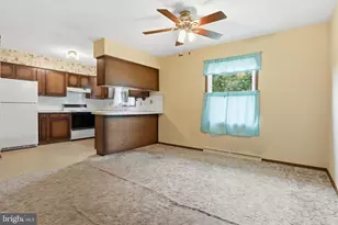 32 Strassburg Cir, Shrewsbury, PA 17361 - Photo 13