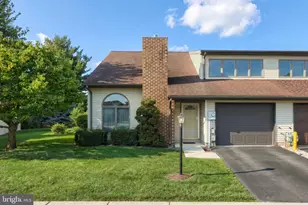 1118 Roosevelt Ct, Hanover, PA 17331 - Photo 1