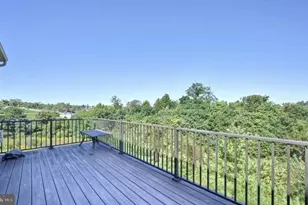 341 Weatherstone Dr, New Cumberland, PA 17070 - Photo 5