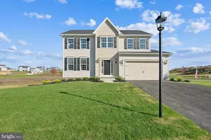 33 Friar Rd, York, PA 17408 - Photo 1