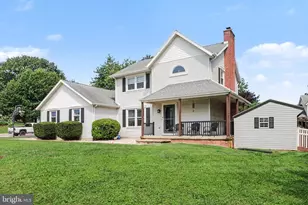 100 Meadow Hill Dr, York, PA 17402 - Photo 3