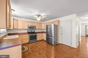 2716 Equestrian Dr, York, PA 17402 - Photo 17