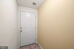 2716 Equestrian Dr, York, PA 17402 - Photo 7