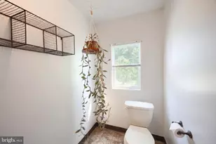 95 N East St, Spring Grove, PA 17362 - Photo 15