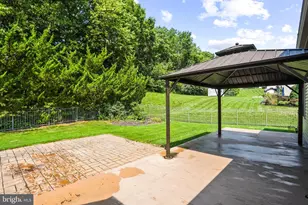 696 Rishel Dr, York, PA 17406 - Photo 43
