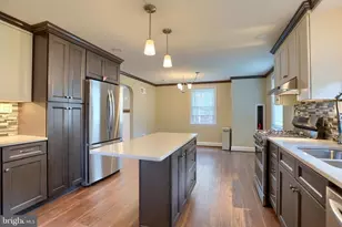 1553 Wayne Ave, York, PA 17403 - Photo 13
