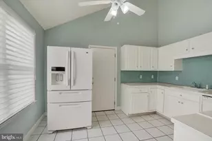 355 Edgewood Rd, York, PA 17402 - Photo 7