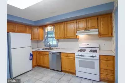 410 Folkstone Court, York, PA 17402 - Photo 13