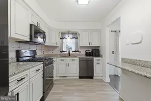 2477 N Gabrielle Ct, York, PA 17408 - Photo 13