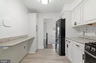 2477 N Gabrielle Ct, York, PA 17408 - Photo 17