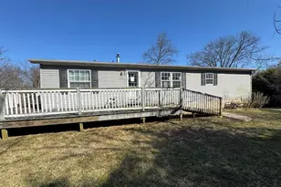 24 S Schoolhouse Rd, Thomasville, PA 17364 - Photo 1
