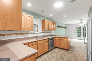 1365 Village Dr, Spring Grove, PA 17362 - Photo 15
