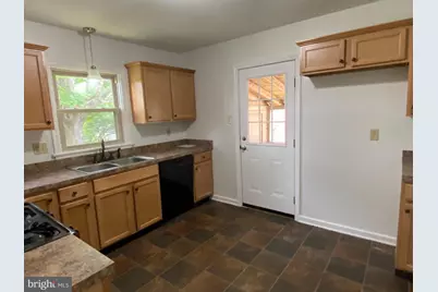302 Pinehurst Road, York, PA 17402 - Photo 5