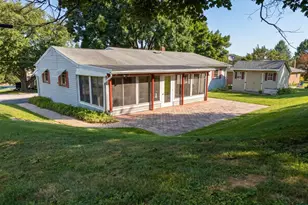 9421 E Springfield, Seven Valleys, PA 17360 - Photo 7