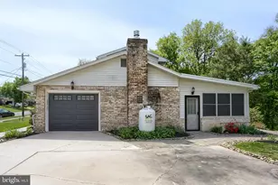 238 Green Ln Dr, Camp Hill, PA 17011 - Photo 5