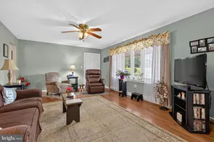 2193 Roosevelt Ave, York, PA 17408 - Photo 3