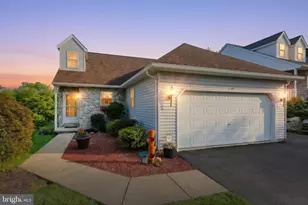 623 Misty Hill Ln, Dallastown, PA 17313 - Photo 1