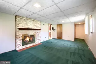 655 Skyview Dr, York, PA 17406 - Photo 13