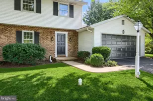 2156 Southbrook Dr, York, PA 17403 - Photo 5