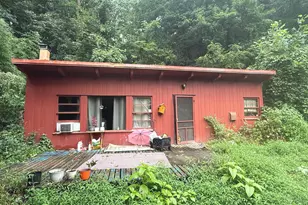860 Conewago Ave, Manchester, PA 17345 - Photo 1
