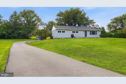 557 Chestnut Hill Road, York, PA 17402 - Photo 3