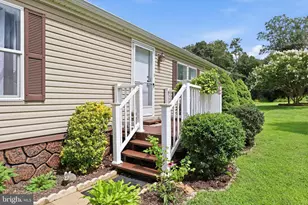 13 Crest Hill Ln, Red Lion, PA 17356 - Photo 5
