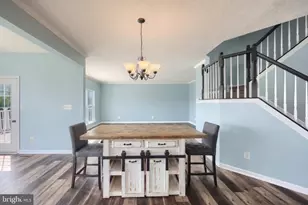 1160 Cranberry Ln W, York, PA 17402 - Photo 11