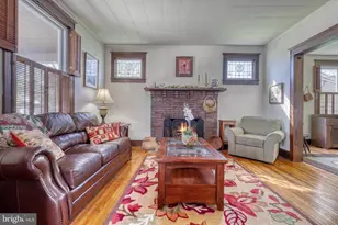 19 S Constitution Ave, New Freedom, PA 17349 - Photo 17