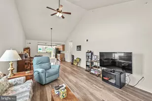 201 Jutland Wy, Red Lion, PA 17356 - Photo 5