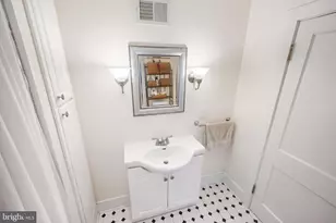 272 Frederick St, Hanover, PA 17331 - Photo 15