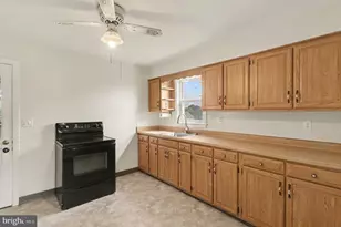 223 W Ore St, Seven Valleys, PA 17360 - Photo 13
