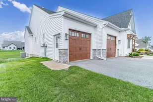 3266 Wentworth Wy, York, PA 17406 - Photo 5