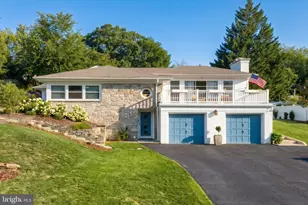 1366 Sleepyhollow Rd, York, PA 17403 - Photo 3