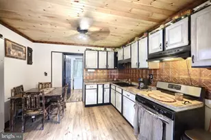 711 S Front St, Wrightsville, PA 17368 - Photo 9